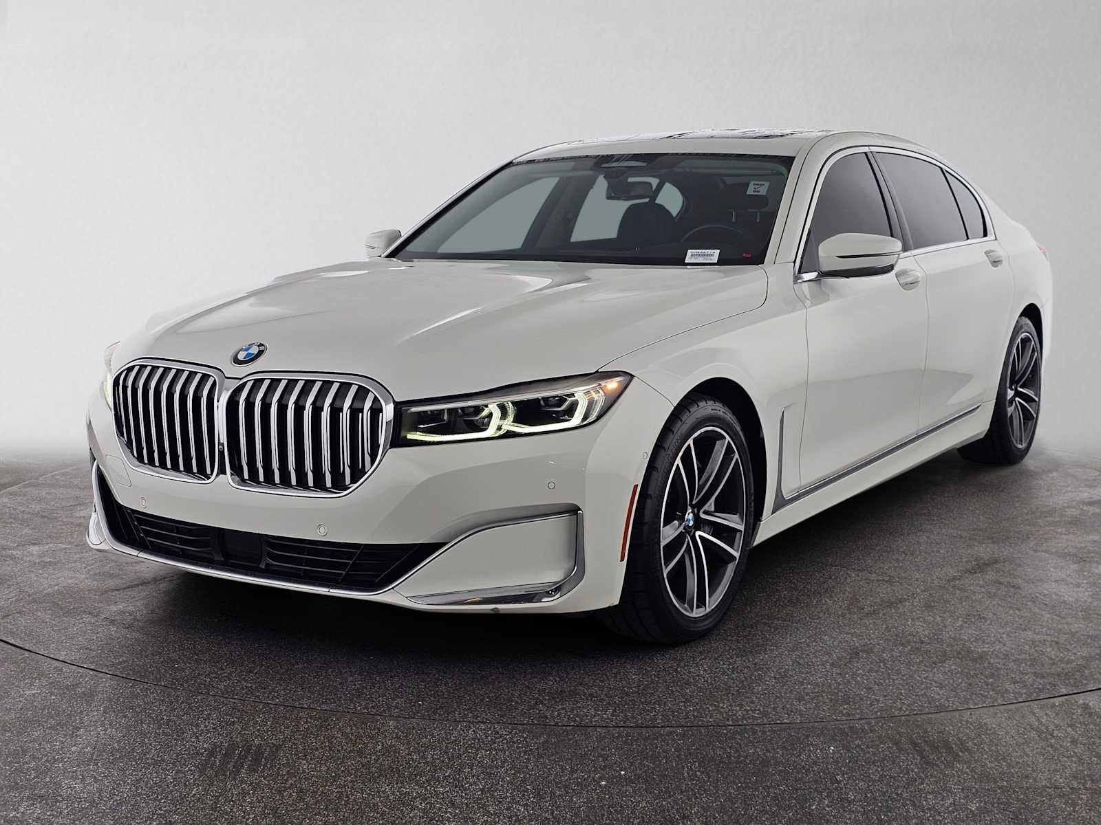 Used 2022 BMW 750i xDrive AWD/4WD image 7