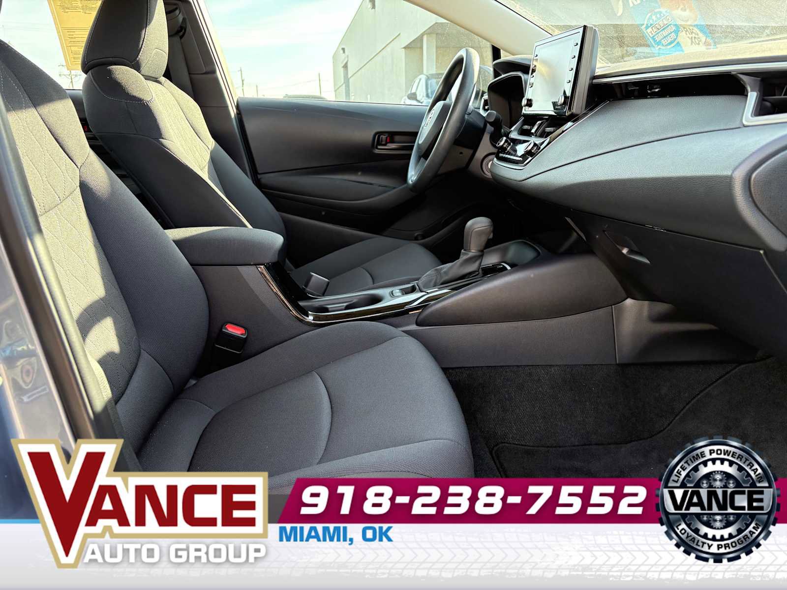 Used 2022 Toyota Corolla LE image 19