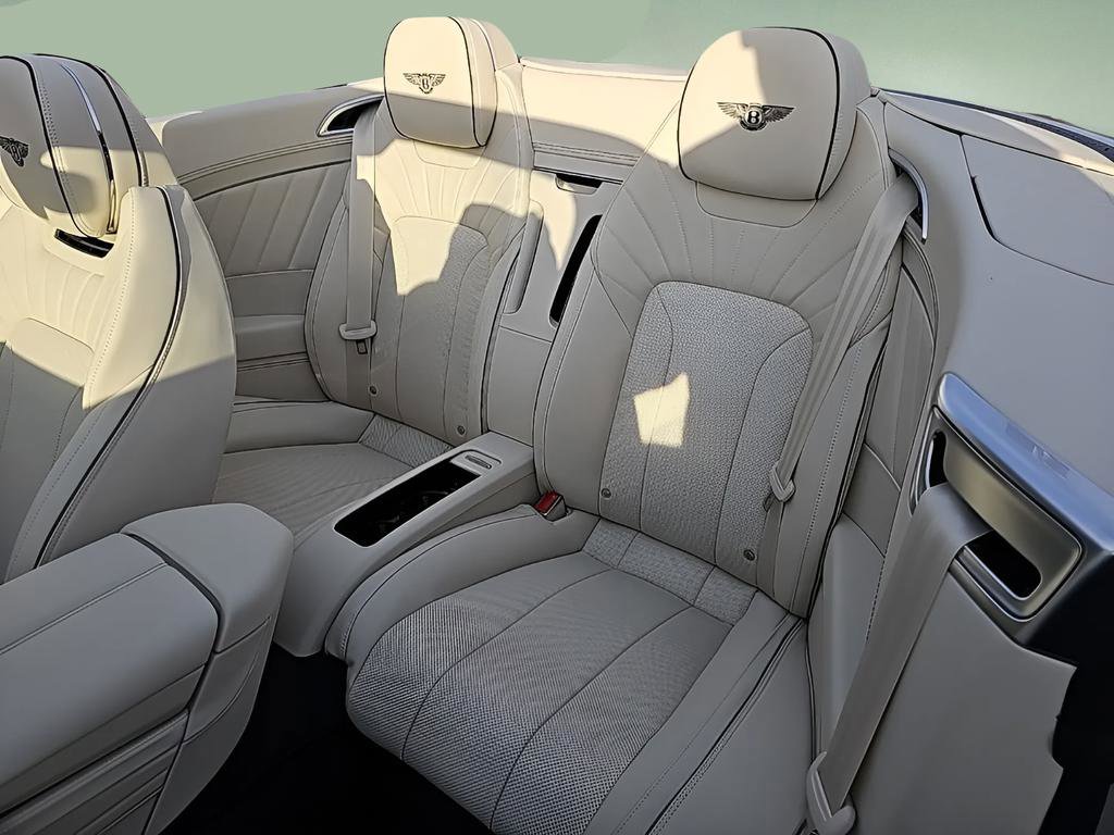 New 2024 Bentley Continental GT V8 image 41