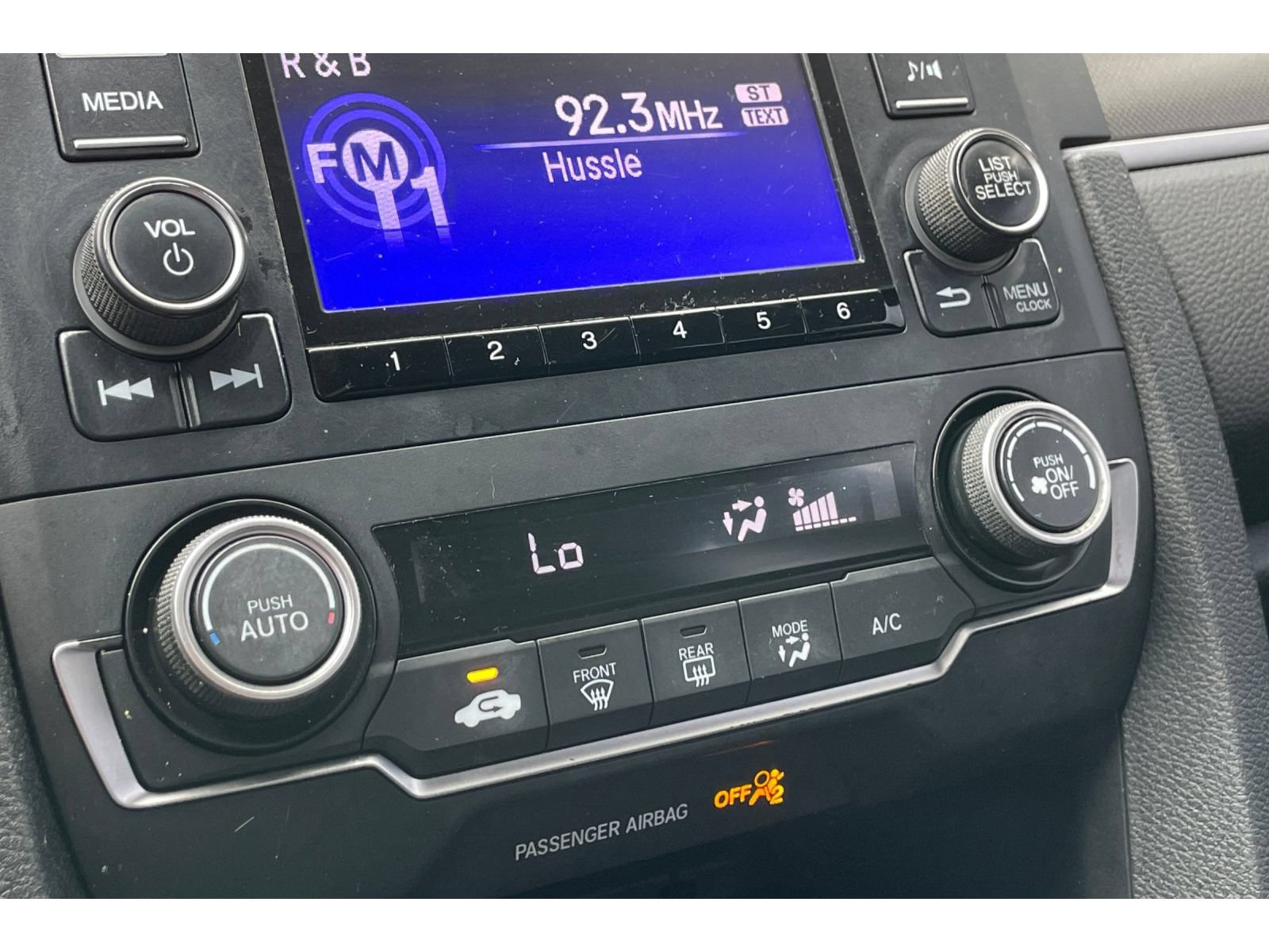 Used 2020 Honda Civic LX image 25