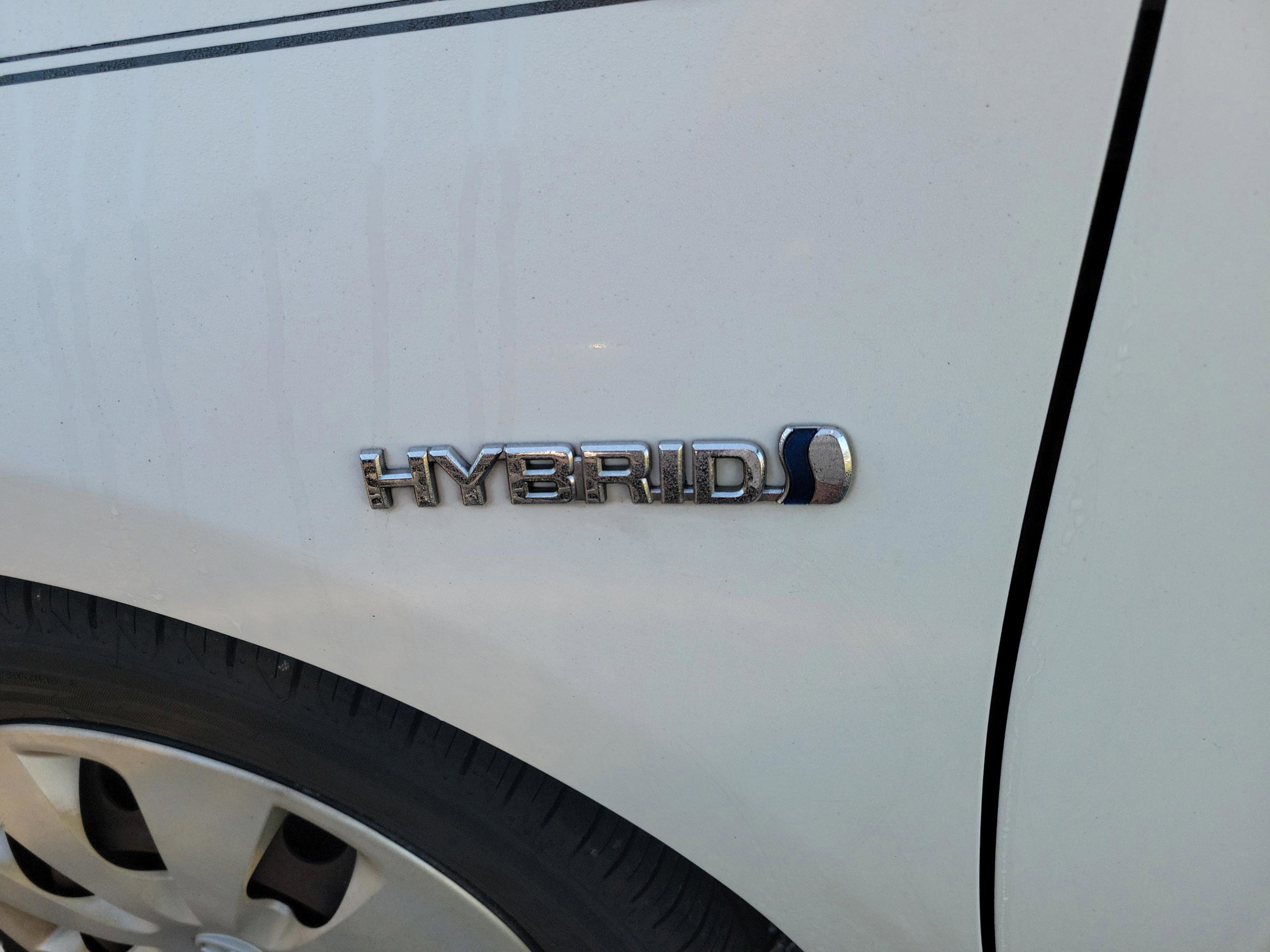 Used 2012 Toyota Prius C One image 29