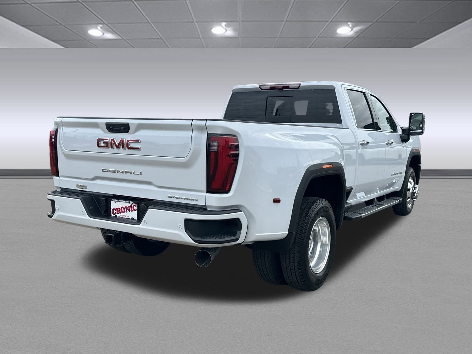 New 2026 GMC Sierra 3500 Denali w/ Denali Reserve Package image 3