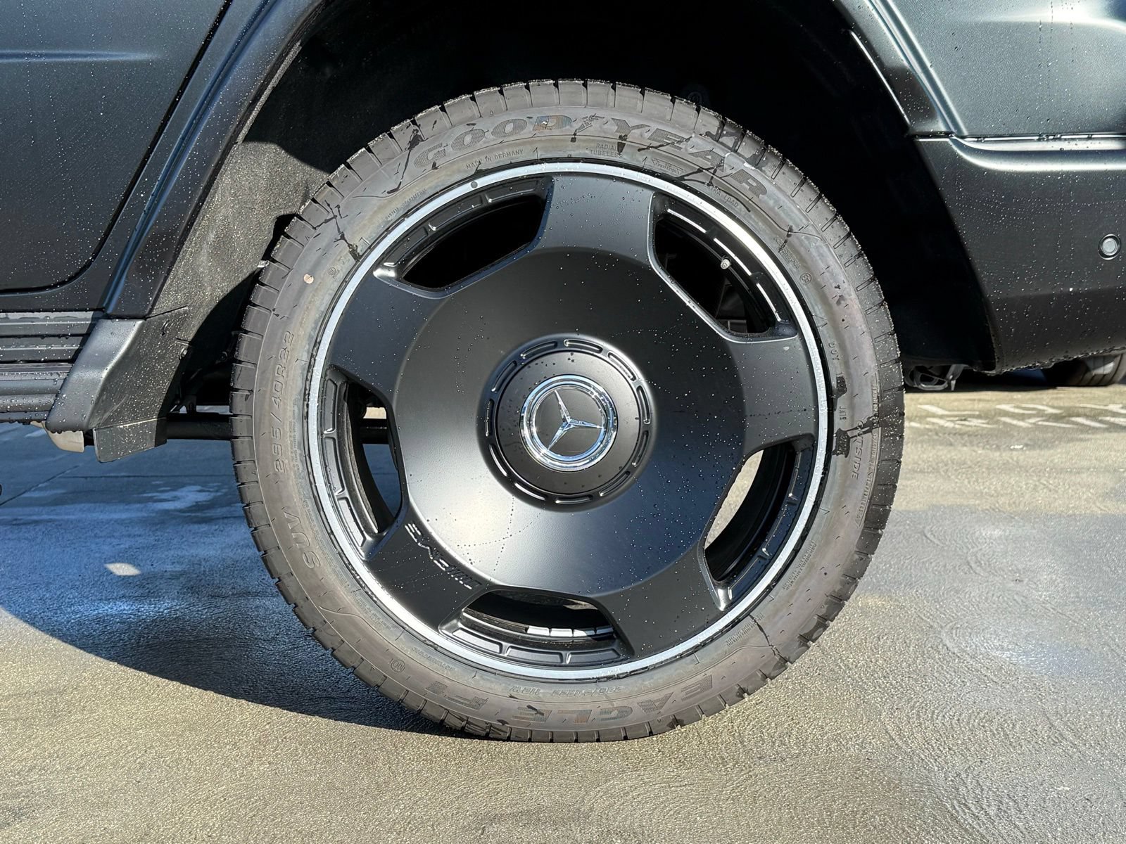 New 2026 Mercedes-Benz G 63 AMG 4MATIC image 13