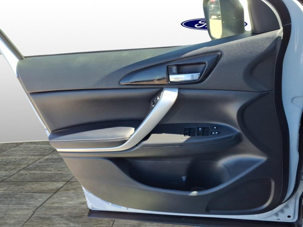 Used 2025 Mitsubishi Eclipse Cross SE image 11