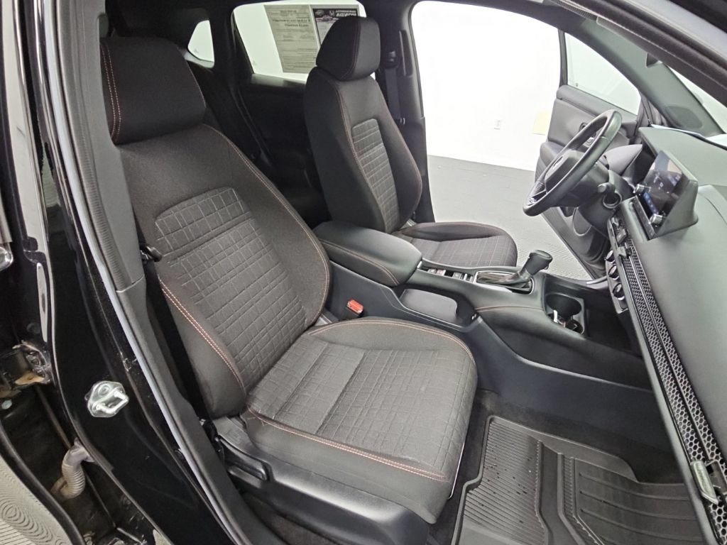 Used 2025 Honda HR-V Sport image 35