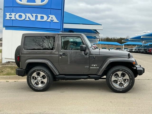 Used 2017 Jeep Wrangler Sahara w/ Connectivity Group image 2
