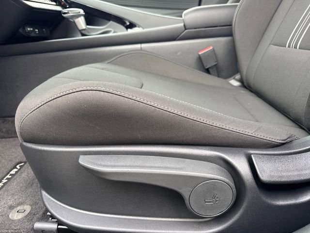 Certified 2026 Hyundai Elantra Sport image 14