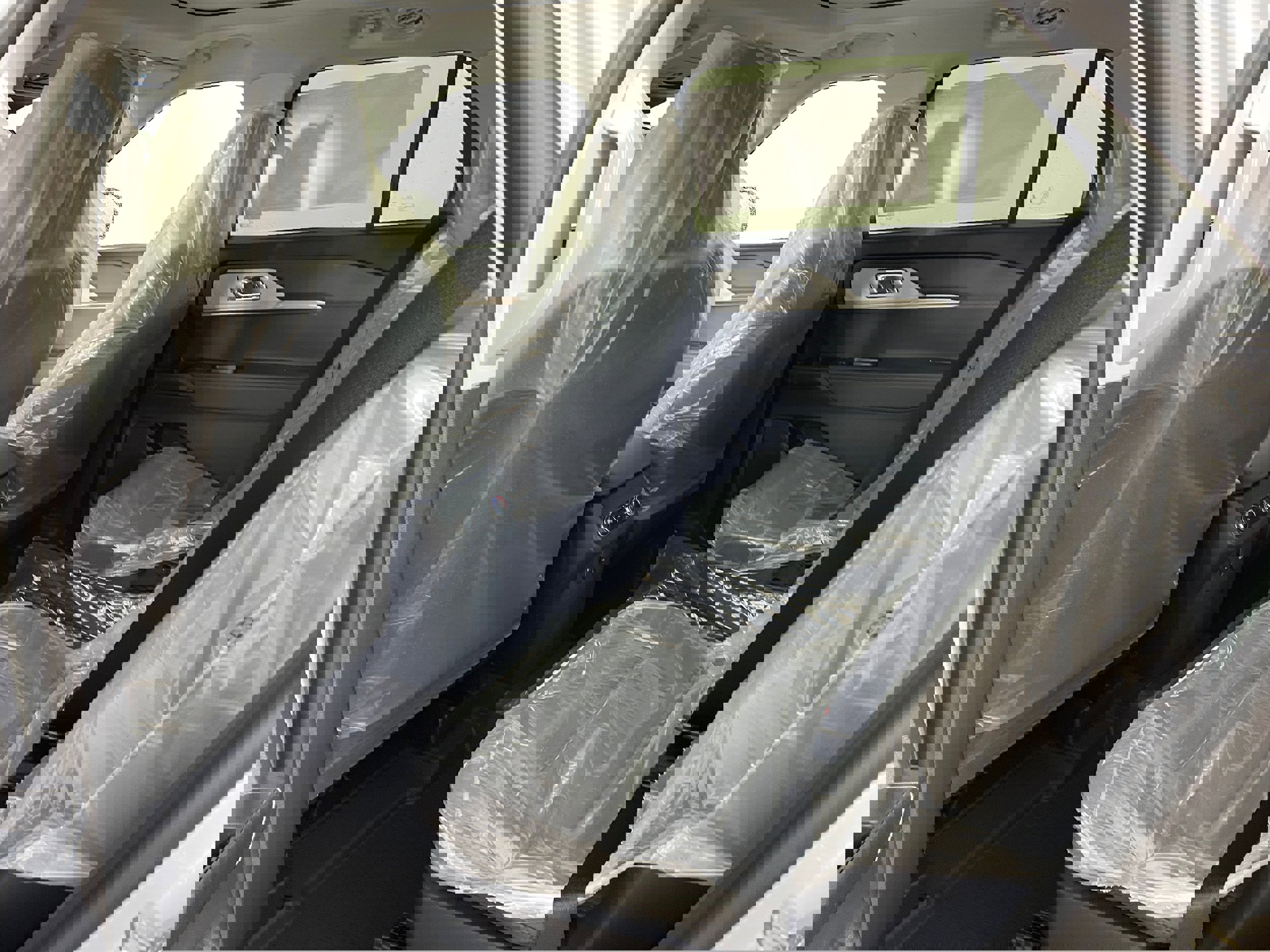 New 2026 Ford Explorer Active w/ Active Comfort Package image 4