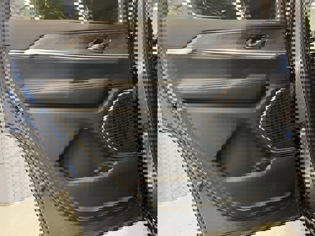 Used 2021 Jeep Grand Cherokee L Limited image 25