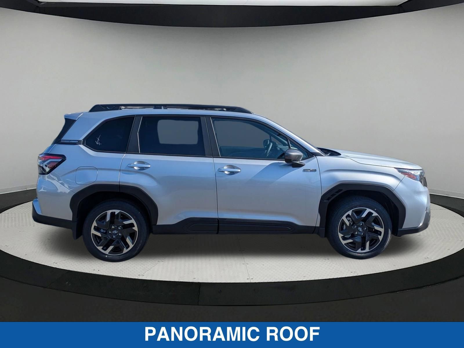 Certified 2025 Subaru Forester Premium AWD/4WD image 2