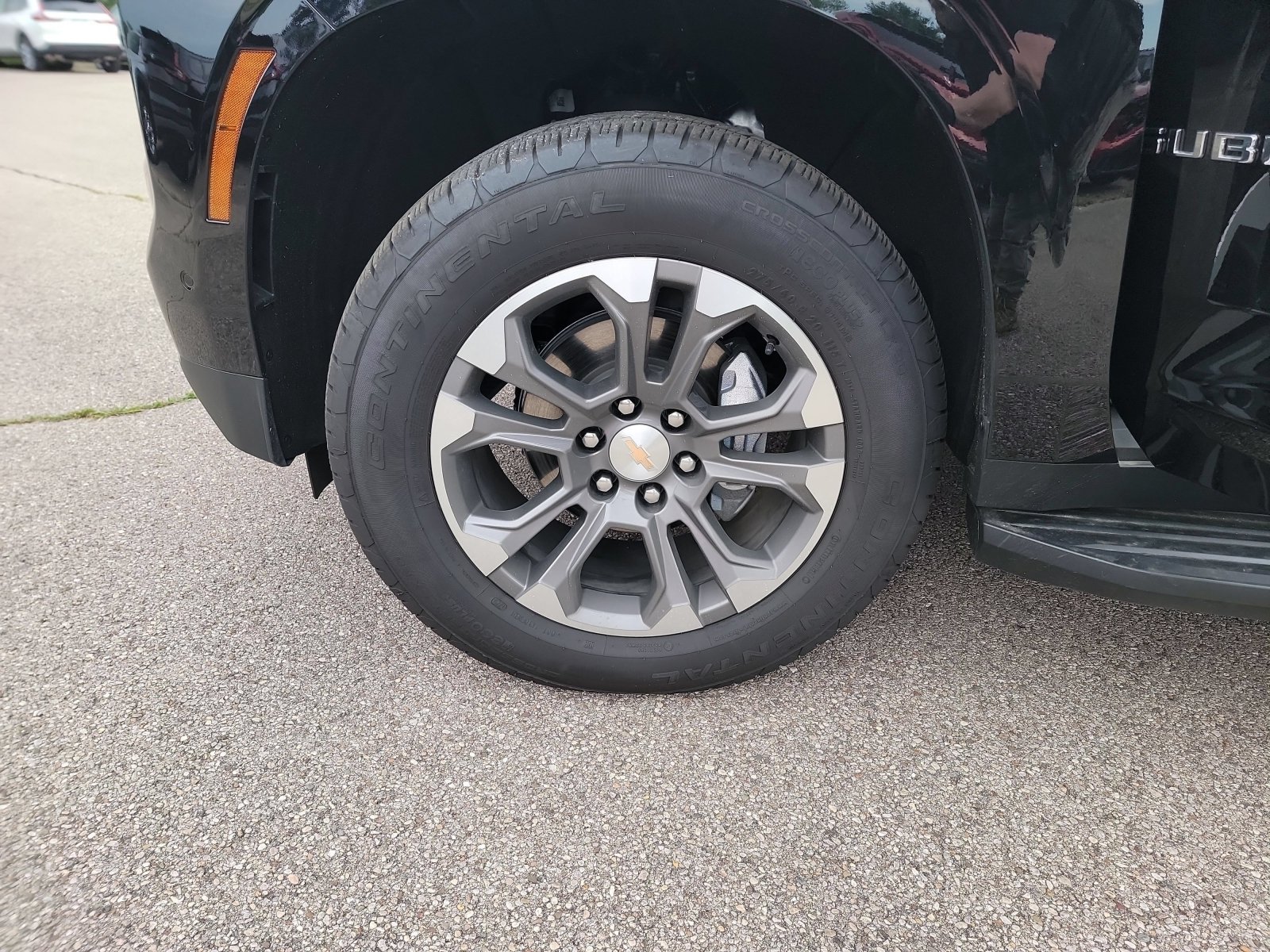 Used 2026 Chevrolet Suburban LS AWD/4WD image 29