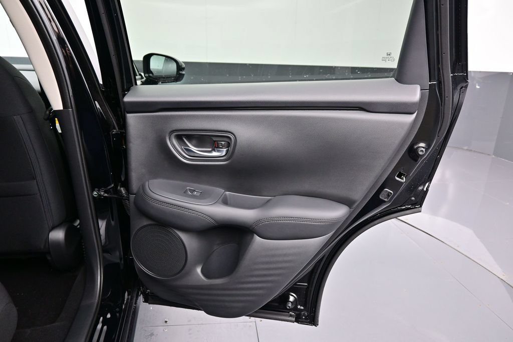 New 2027 Honda HR-V LX image 30