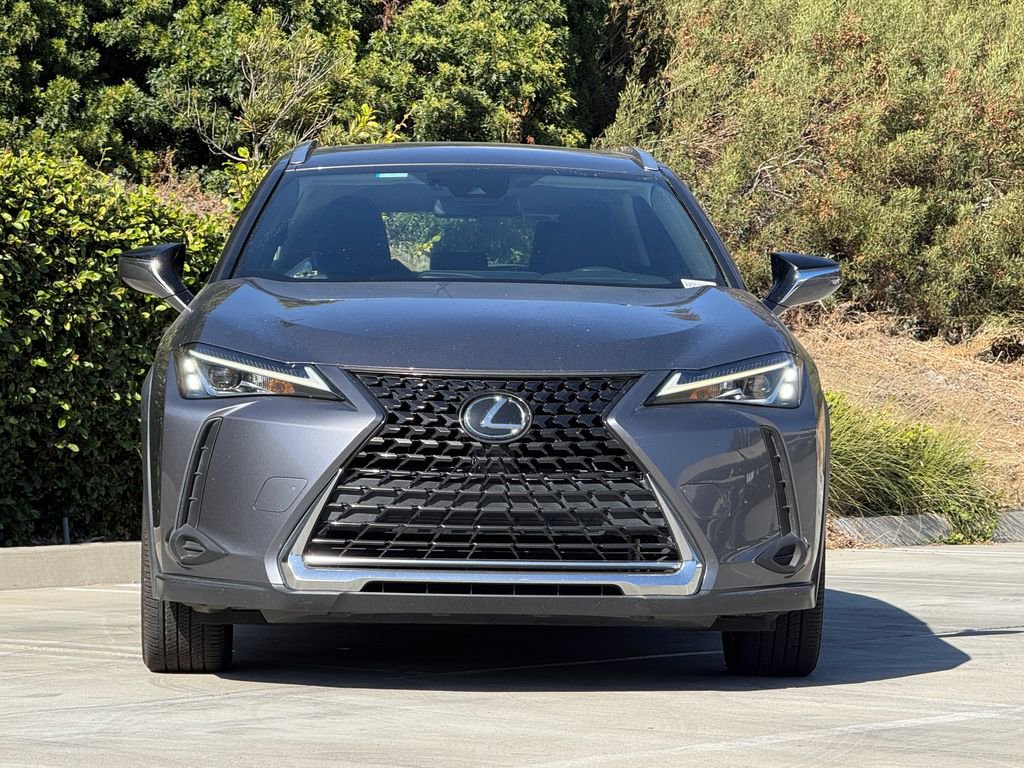 Used 2019 Lexus UX 200 w/ Accessory Package 2 FWD image 5