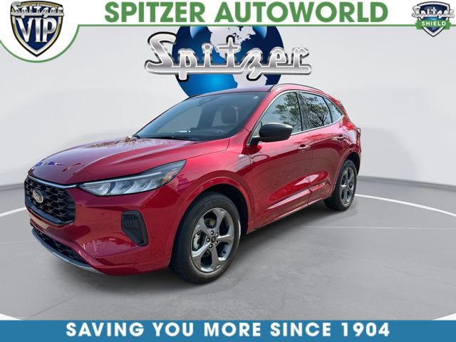 Used 2023 Ford Escape ST-Line w/ Tech Pack #1 AWD/4WD image 4
