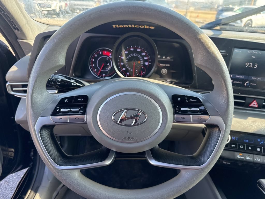 Used 2022 Hyundai Elantra SEL FWD image 24
