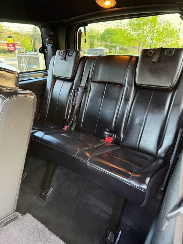 Used 2016 Ford Expedition Platinum AWD/4WD image 11