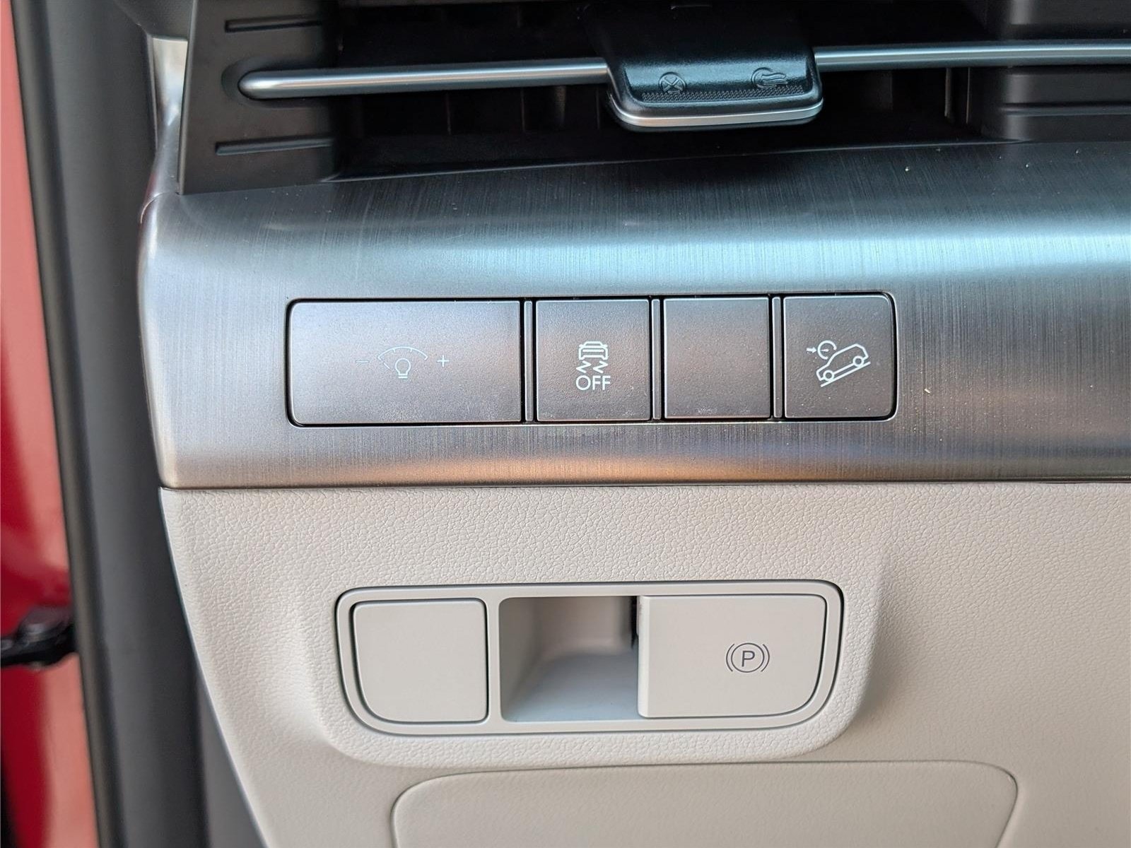 Used 2025 Hyundai Kona SEL AWD/4WD image 19