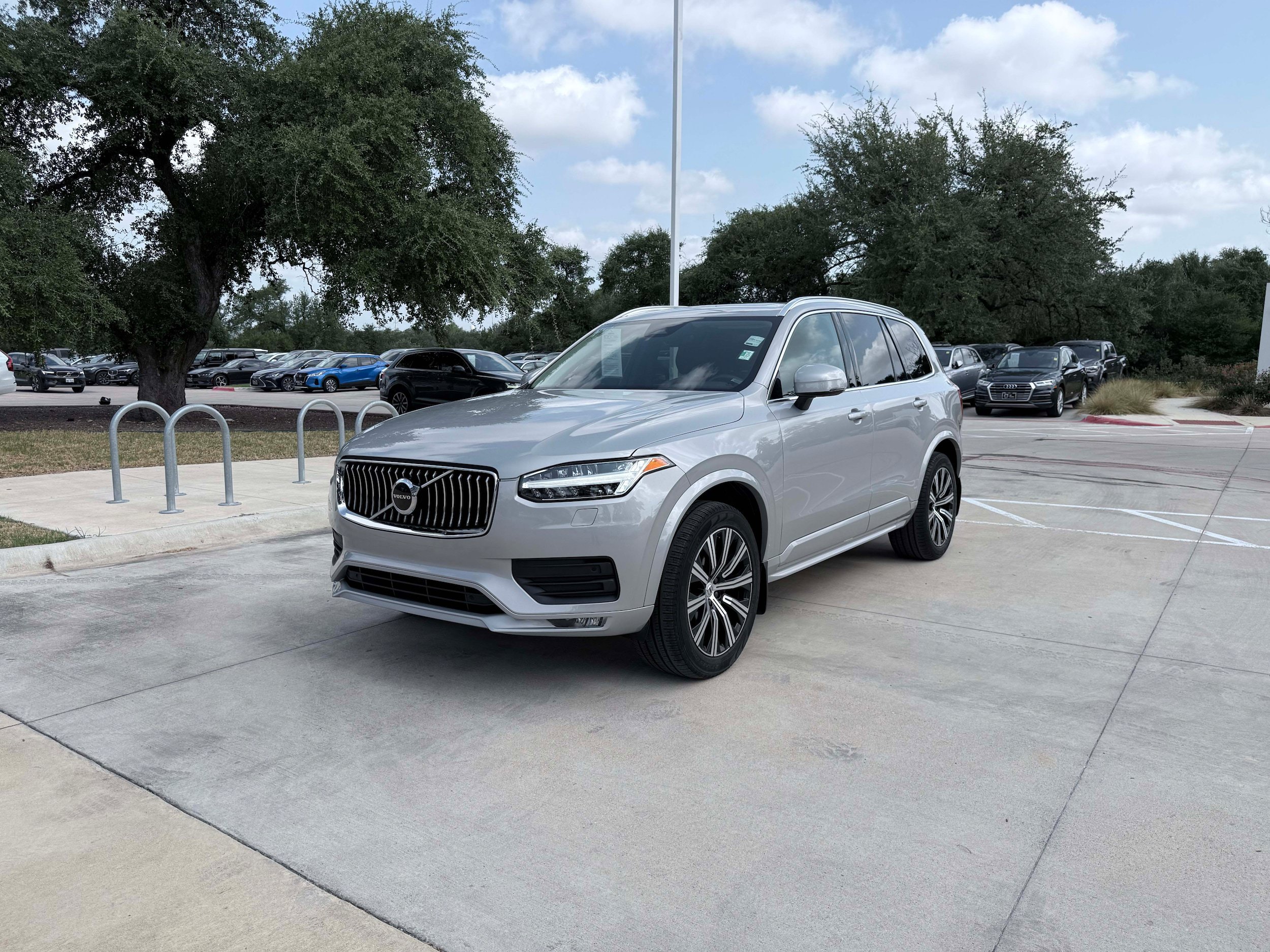 Certified 2023 Volvo XC90 B5 Core w/ Protection Package Premier AWD/4WD image 2
