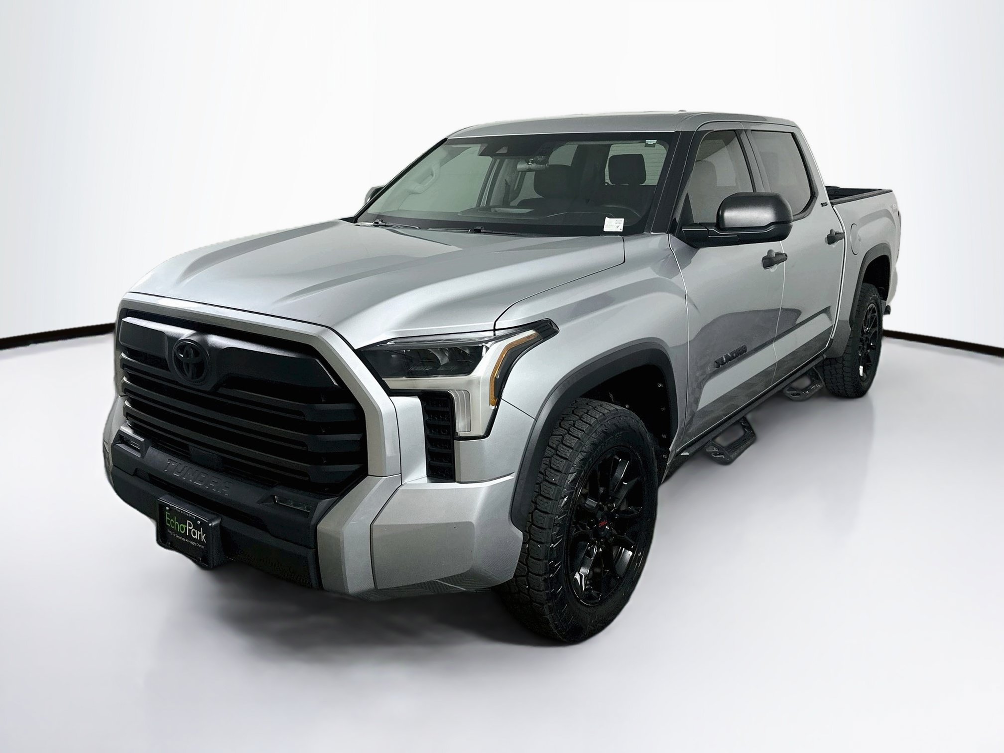 Used 2023 Toyota Tundra SR5 AWD/4WD image 3