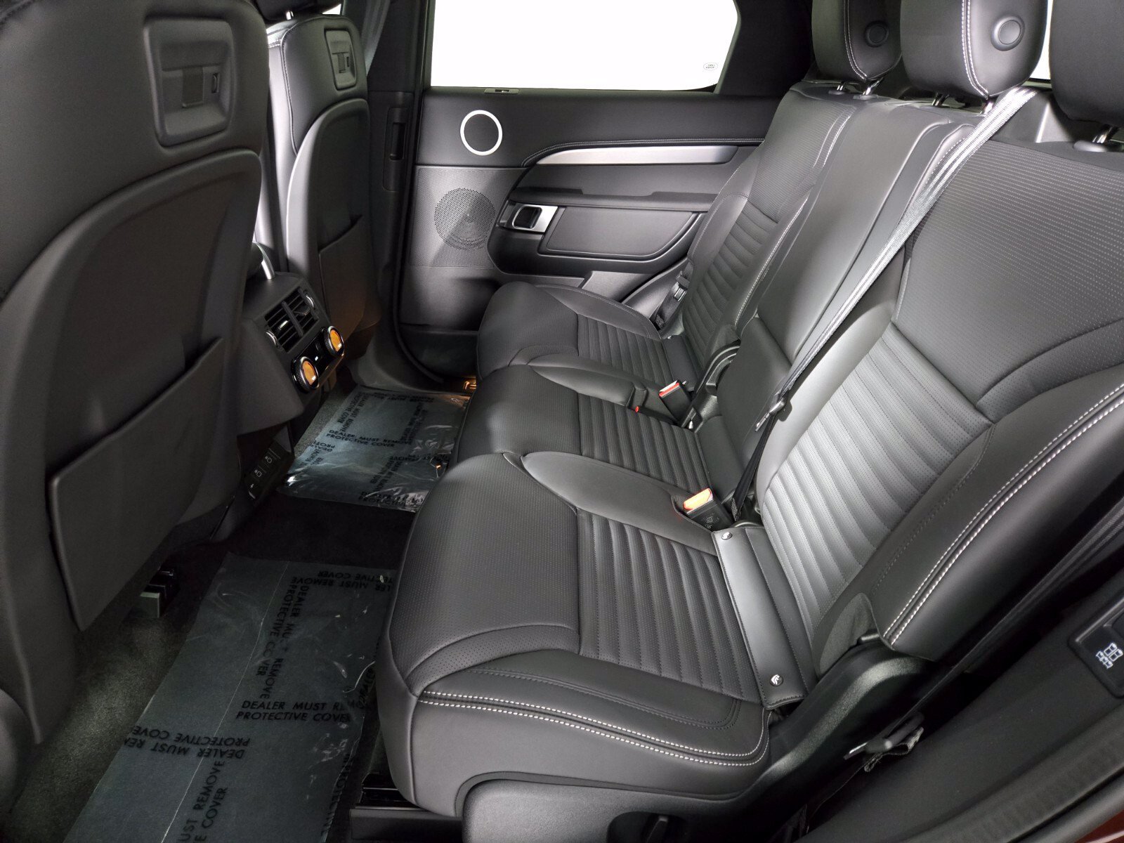 New 2026 Land Rover Discovery Limited Edition AWD/4WD image 5