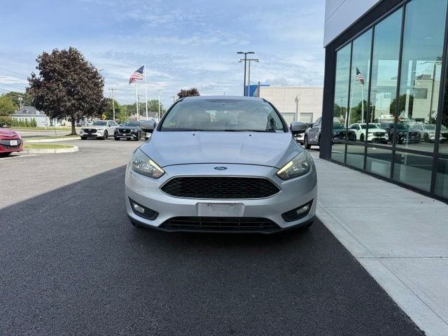 Used 2015 Ford Focus SE w/ Equipment Group 201A FWD image 5