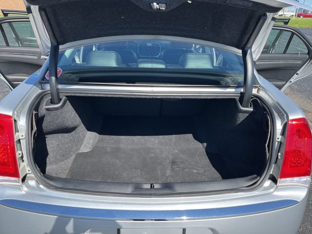 Used 2019 Chrysler 300 Touring L w/ Quick Order Package 22F RWD image 24
