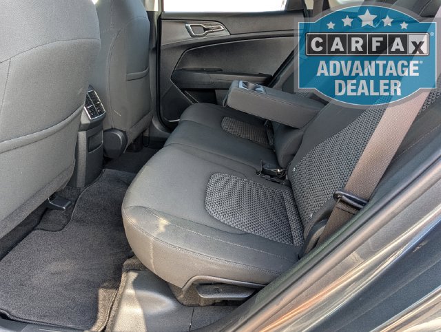 Used 2025 Kia Sportage LX FWD image 17