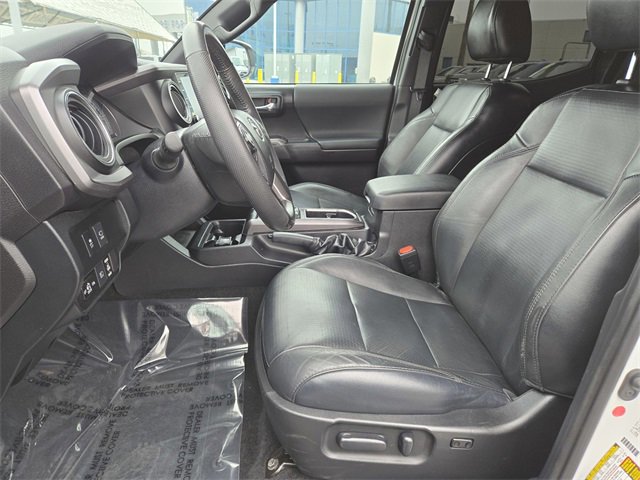 Used 2021 Toyota Tacoma TRD Off-Road image 18