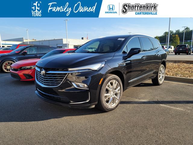 Used 2022 Buick Enclave Essence w/ Experience Buick Package FWD image 1