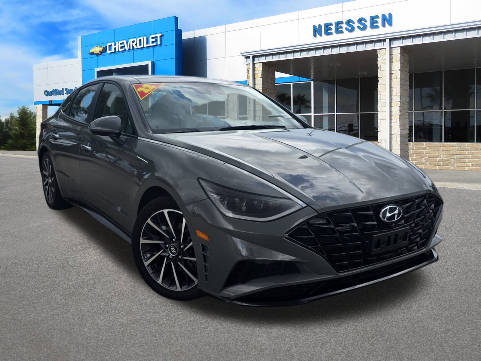 Used 2022 Hyundai Sonata Limited w/ Cargo Package