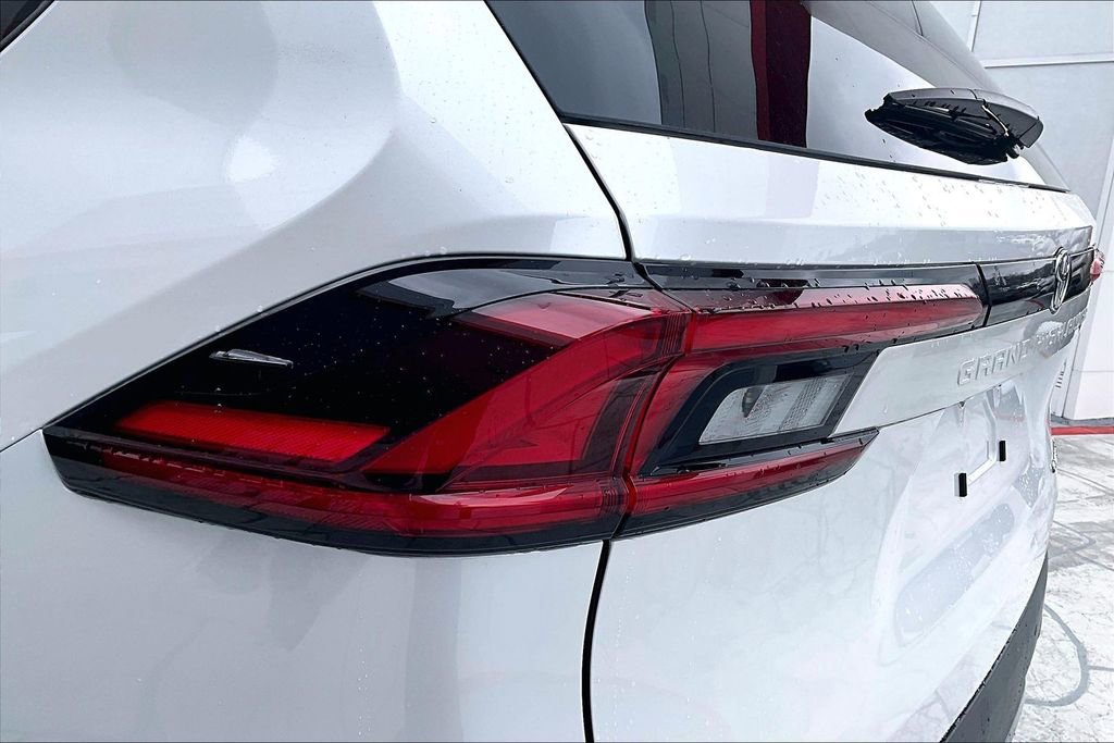 Used 2026 Toyota Grand Highlander Platinum image 21