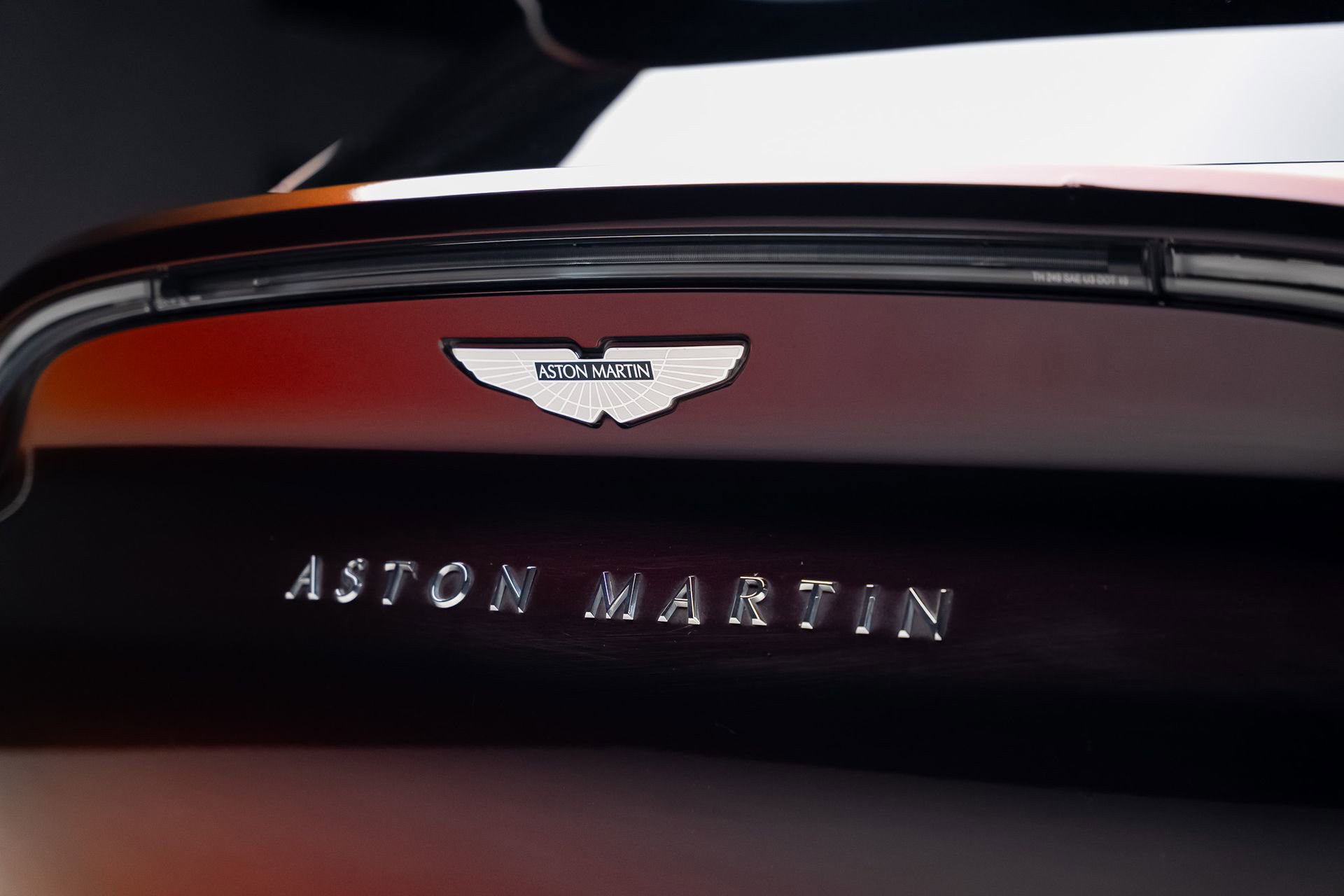 Used 2023 Aston Martin DBX AWD/4WD image 29