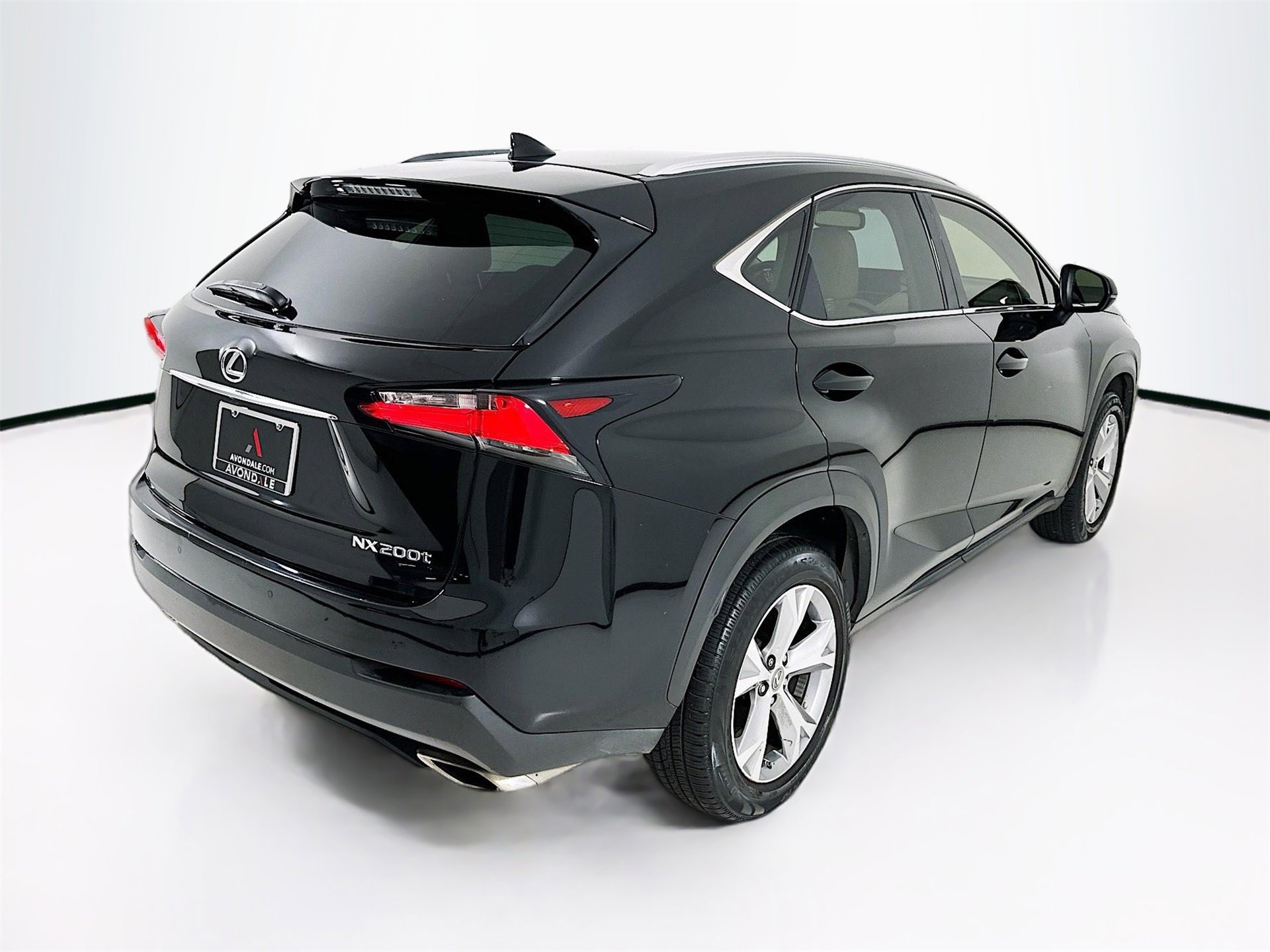 Used 2017 Lexus NX 200t FWD image 8