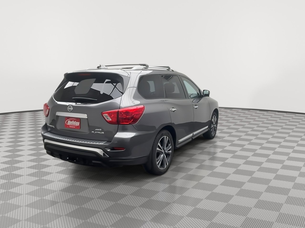 Used 2019 Nissan Pathfinder Platinum image 41