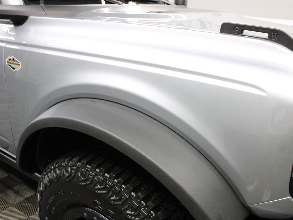Used 2023 Ford Bronco Wildtrak AWD/4WD image 39