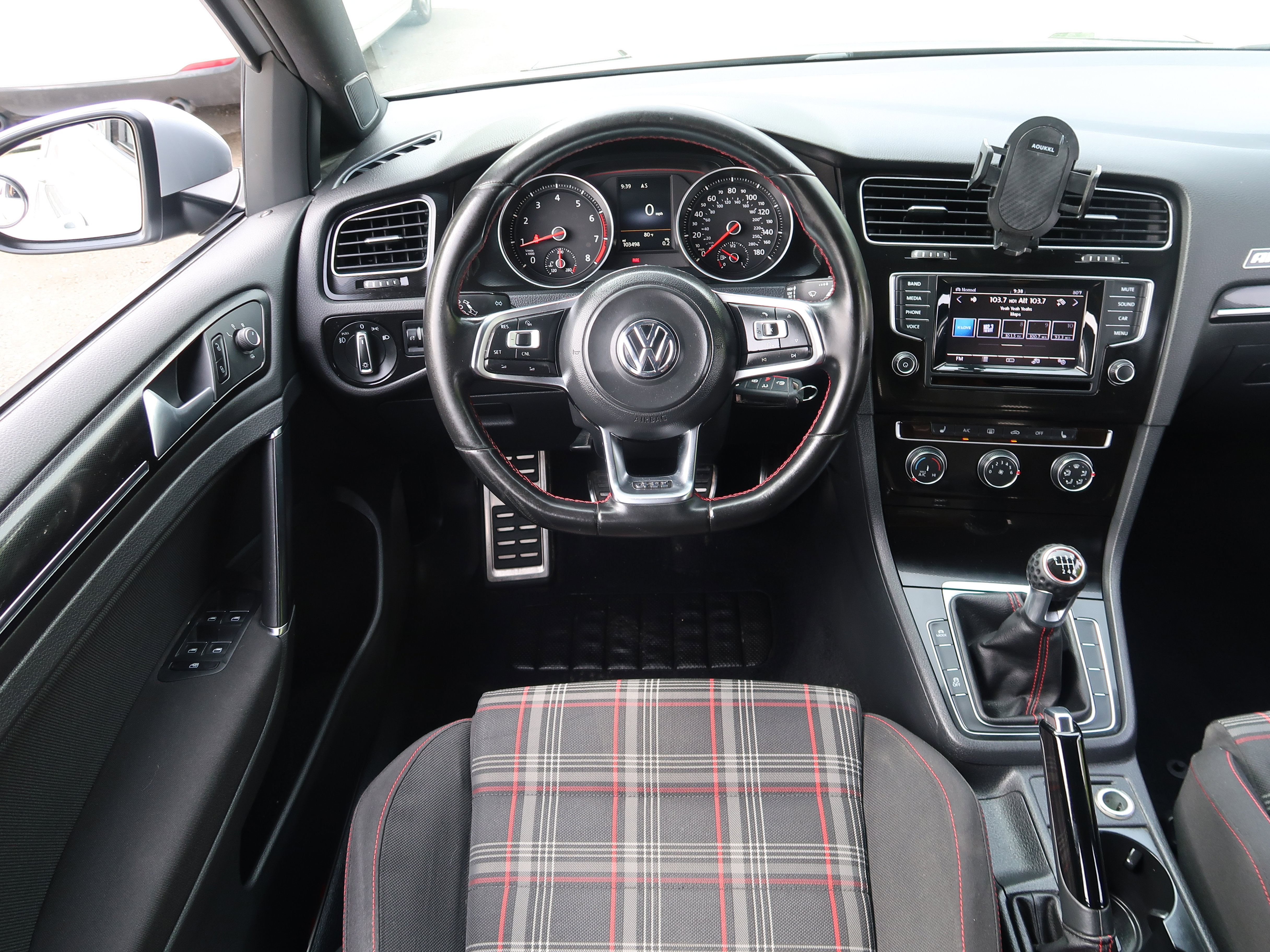 Used 2015 Volkswagen GTI S FWD image 14