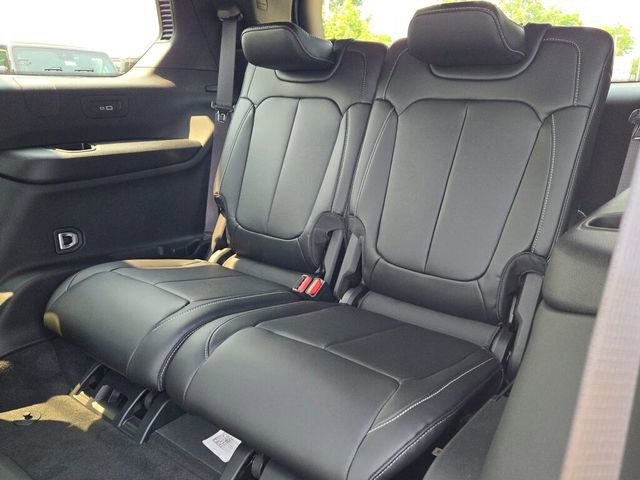 New 2025 Jeep Grand Cherokee L Limited image 20