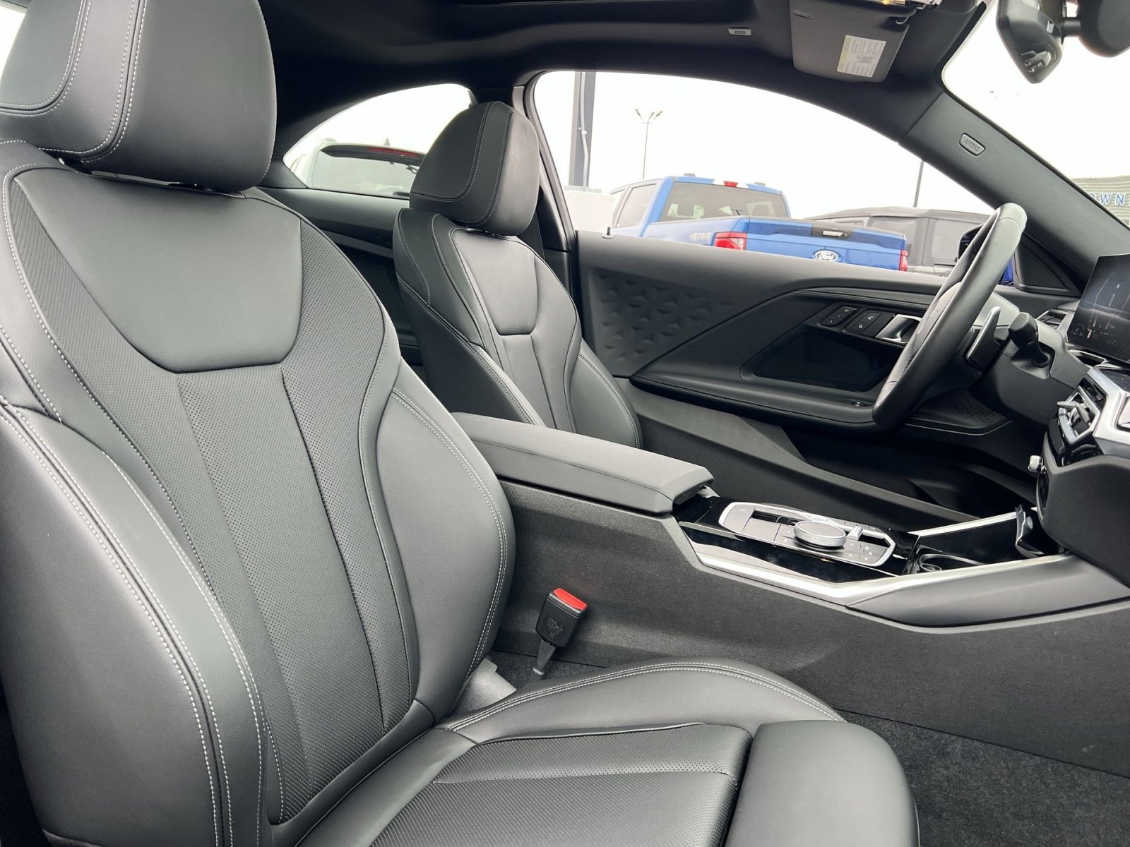 Used 2024 BMW 230i xDrive Coupe w/ Premium Package image 26