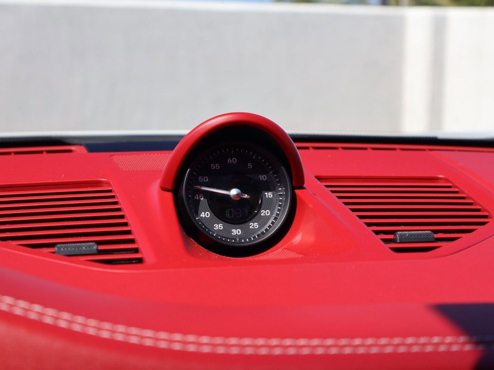 Certified 2022 Porsche 911 Targa 4S AWD/4WD image 26