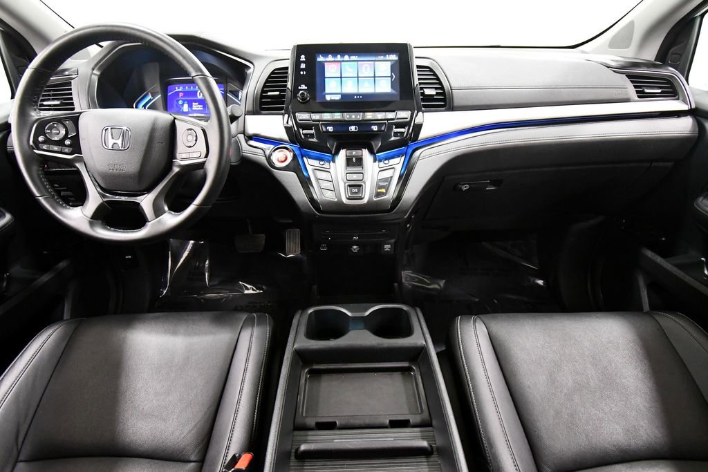Certified 2023 Honda Odyssey Touring image 3
