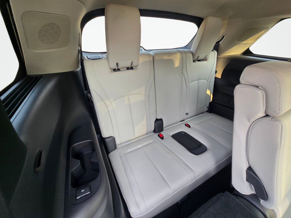 New 2026 INFINITI QX60 Luxe w/ Cargo Package AWD/4WD image 24