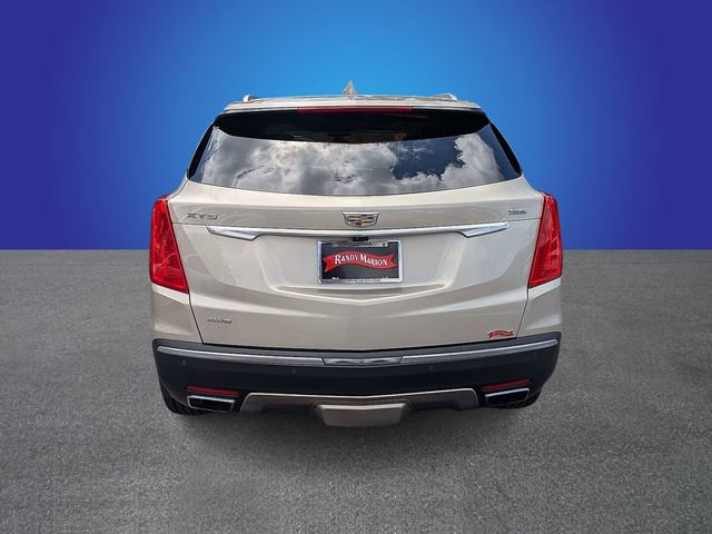 Used 2017 Cadillac XT5 Platinum AWD/4WD image 4