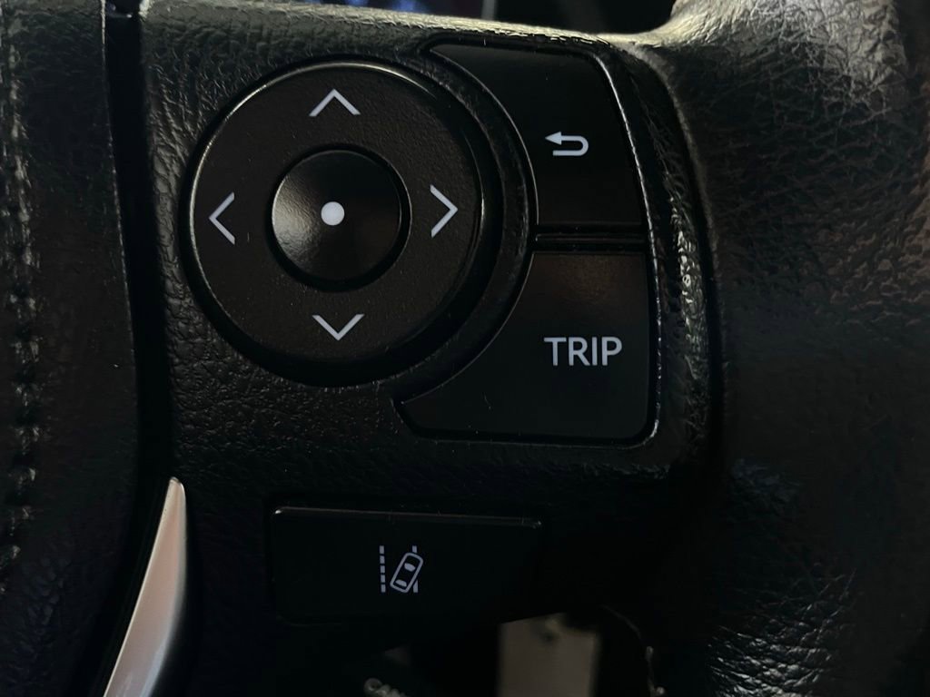 Used 2018 Toyota Corolla iM w/ All-Weather Mat Package image 27