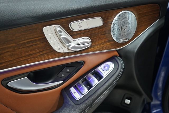 Used 2021 Mercedes-Benz GLC 300 4MATIC image 19