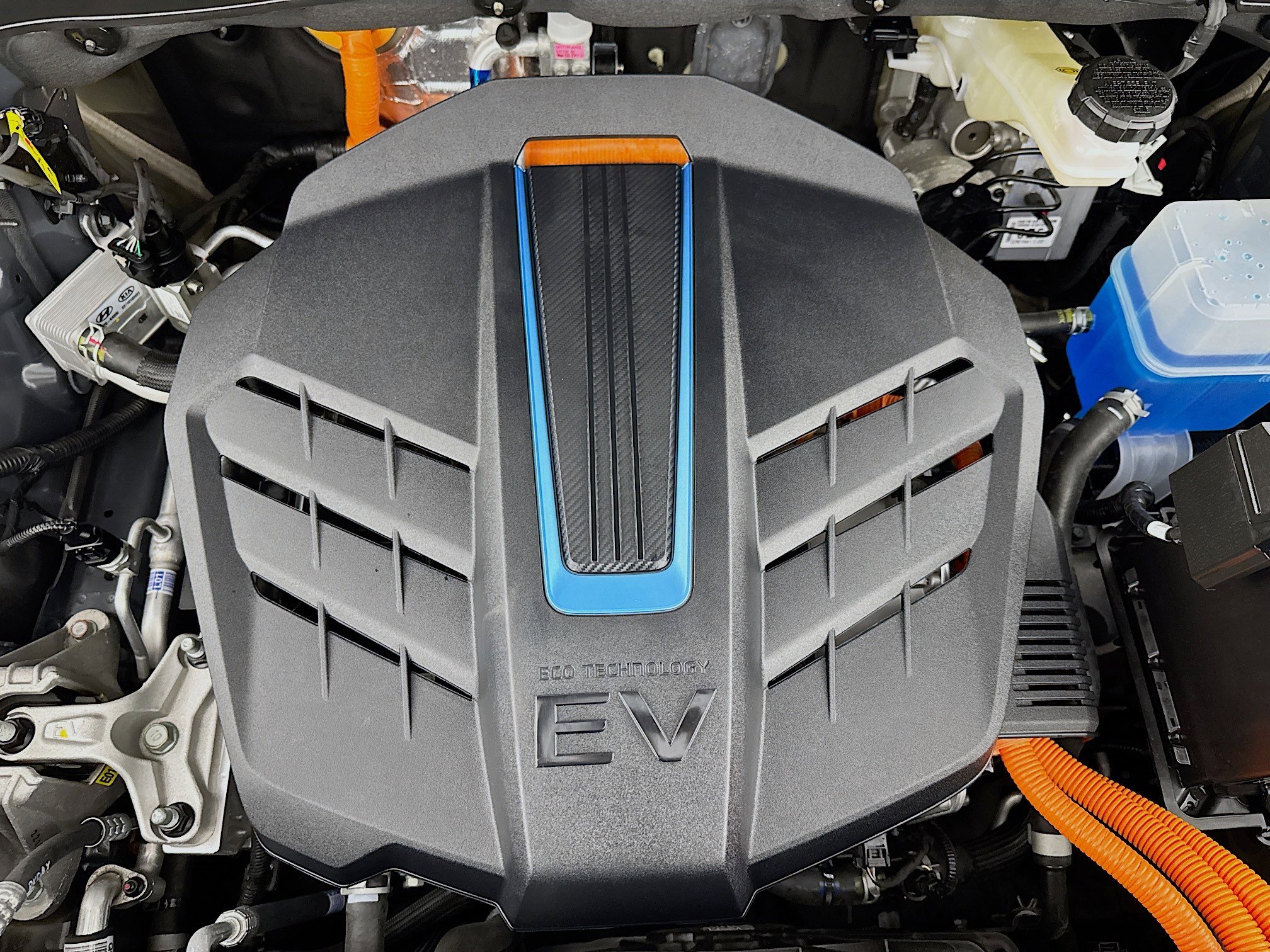 Used 2023 Hyundai Kona Limited image 38