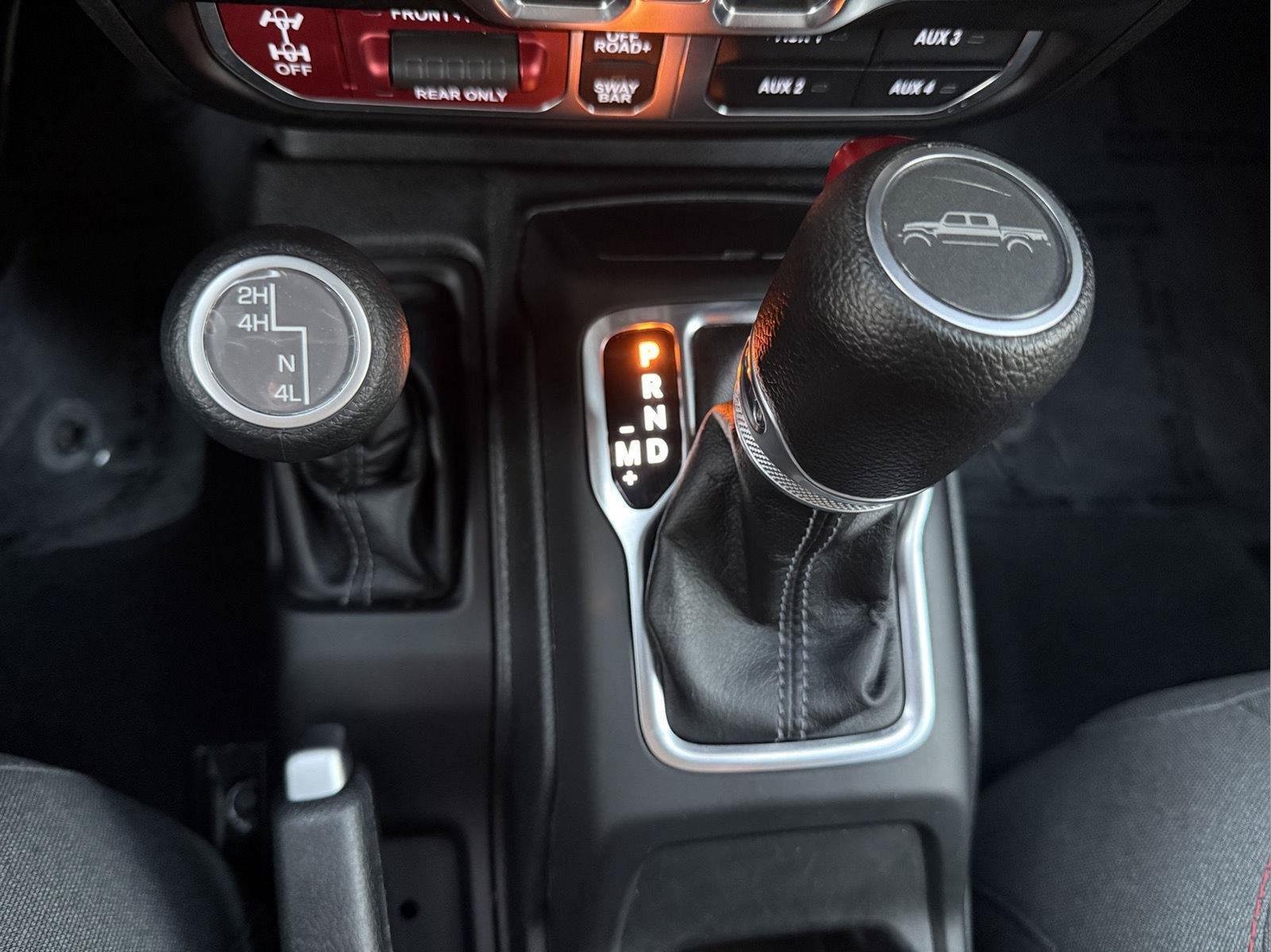 Used 2026 Jeep Gladiator Rubicon AWD/4WD image 19