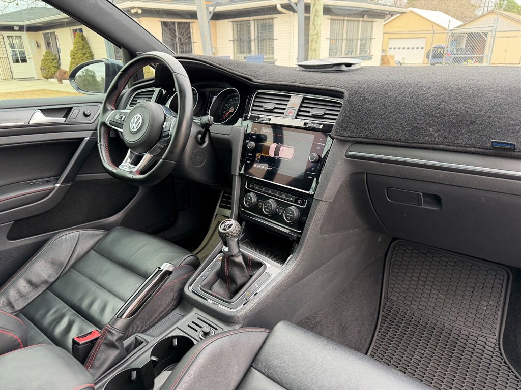 Used 2018 Volkswagen GTI Autobahn image 21