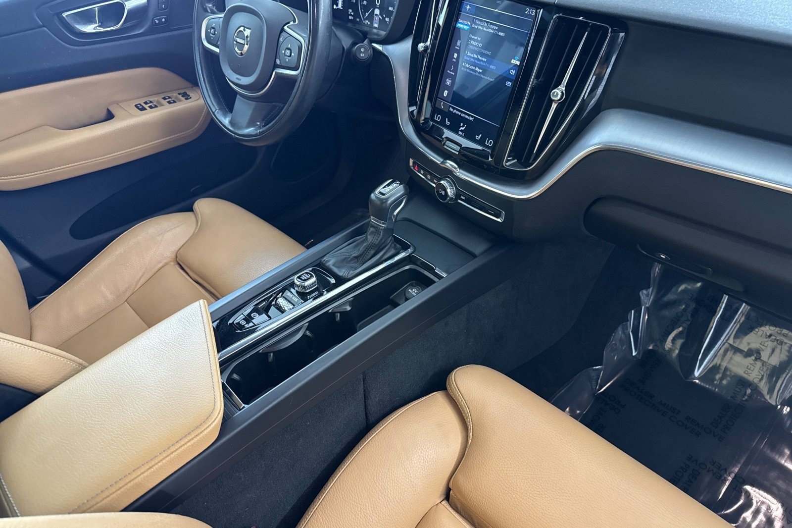 Used 2019 Volvo XC60 T6 Momentum AWD/4WD image 35