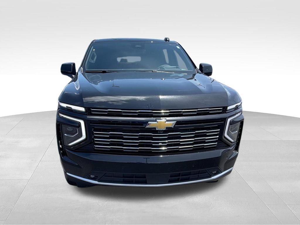 New 2026 Chevrolet Suburban High Country AWD/4WD image 3