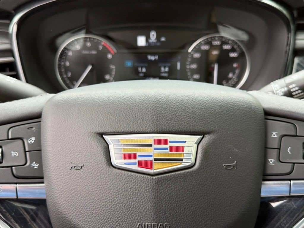 Certified 2024 Cadillac XT6 Premium Luxury w/ LPO, Floor Liner Package AWD/4WD image 28